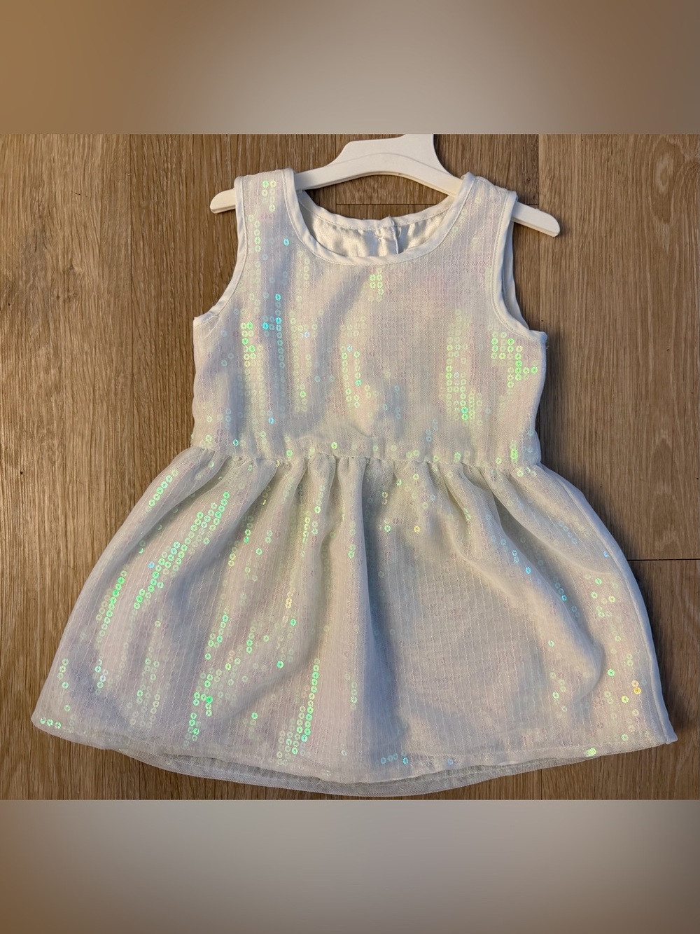 The Children's Place Girls Size 2T White Iridescent Sequin SleevelessParty Dress